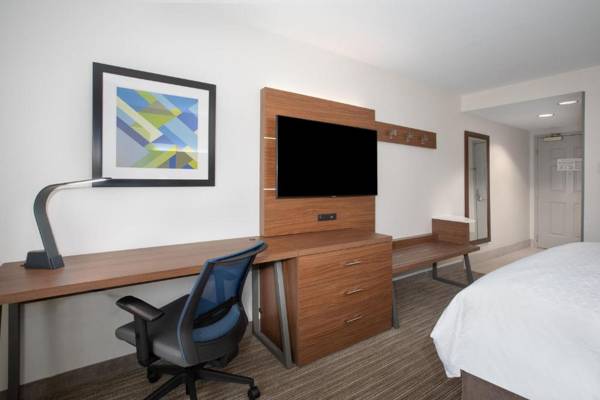 Workspace - Holiday Inn Express Yreka-Shasta Area an IHG Hotel