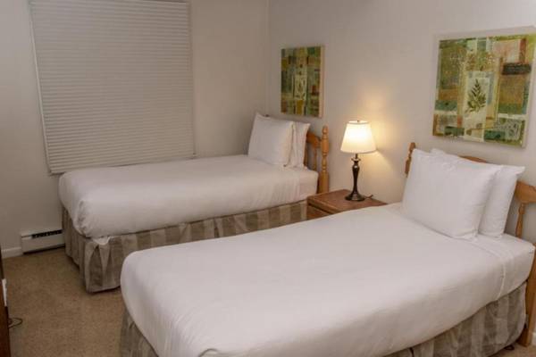 Chateau Dumont Unit 14