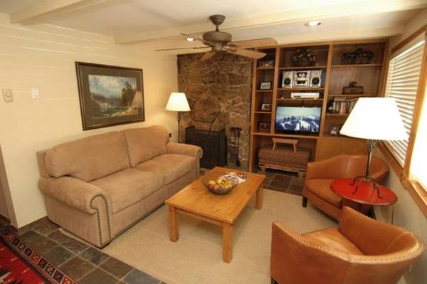 Silverglo Condominiums Unit 105