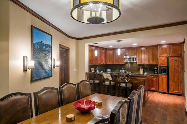 The Ritz-Carlton Aspen Highlands 3 Bedroom Residence Club Condo Ski-in Ski-out