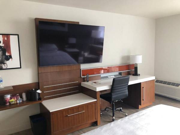 Workspace - Delta Hotels by Marriott Denver Thornton