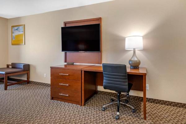 Workspace - Comfort Suites Broomfield-Boulder/Interlocken