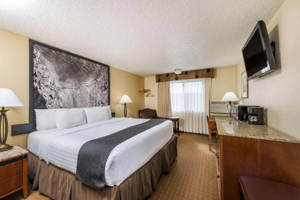 Super 8 by Wyndham Canon City