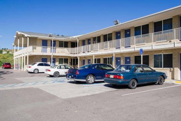 Motel 6-Colorado Springs CO