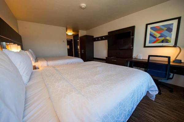 Workspace - Holiday Inn Express & Suites - Colorado Springs AFA Northgate an IHG Hotel