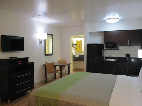 Studio 6 Colorado Springs Colorado - Air Force Academy