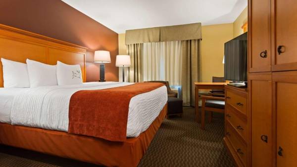 Best Western Plus Deer Park Hotel and Suites