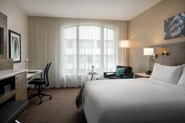 Renaissance Denver Downtown City Center Hotel