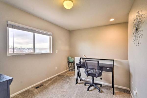 Workspace - Updated Thornton Home about 8 Mi to Downtown Denver!