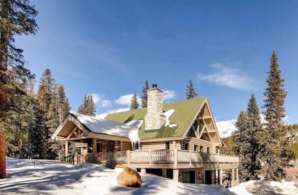 Beautiful Custom Log Cabin with Mountain Views Pool Table & Hot Tub - The Claim