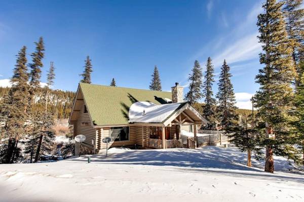 Beautiful Custom Log Cabin with Mountain Views Pool Table & Hot Tub - The Claim