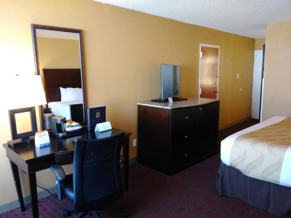 Workspace - Quality Inn & Suites Fort Collins