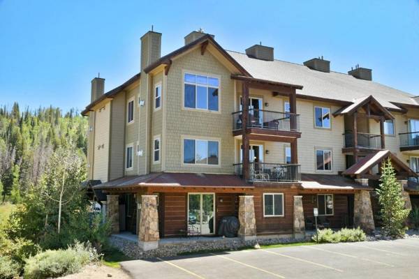 Luxury Condo #531 Near Resort Pool Club House & Hot Tub - FREE Activities & Equipment Rentals Daily