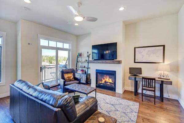 New Luxury Loft #19 Near Resort Huge Hot Tub & Views - FREE Activities & Equipment Rentals Daily