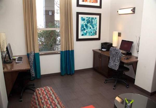 Workspace - Fairfield Inn & Suites by Marriott Grand Junction Downtown/Historic Main Street