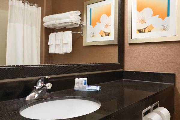 Fairfield Inn & Suites Greeley