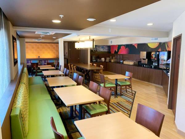 Fairfield Inn & Suites by Marriott Denver Tech Center/ South