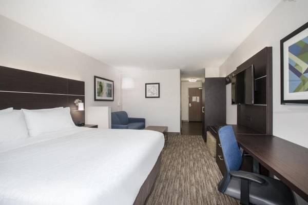 Workspace - Holiday Inn Express Hotel & Suites Longmont an IHG Hotel