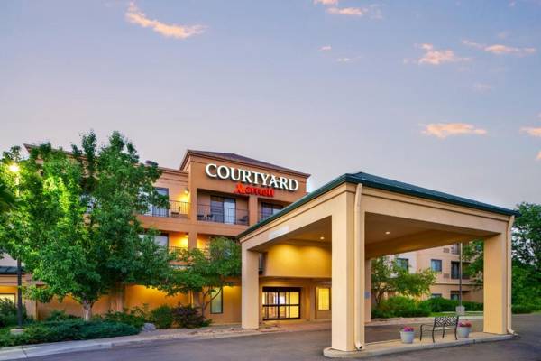 Courtyard Boulder Longmont