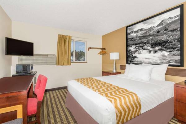 Travelodge by Wyndham Loveland/Fort Collins Area