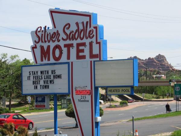 Silver Saddle Motel