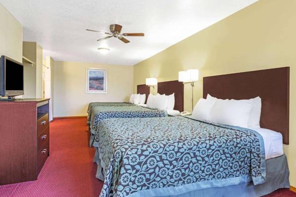 Days Inn by Wyndham Pueblo