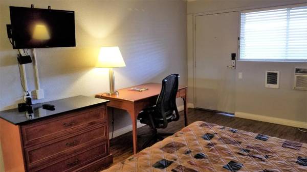 Workspace - Santa Fe Inn - Pueblo