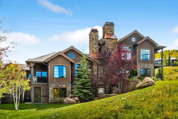 Snowmass Village 4 Bedroom at Woodrun Place - Ski-in Ski-out