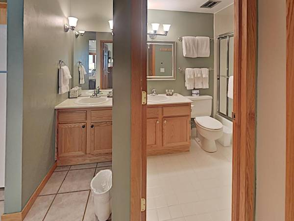 Timberline Condominium 1 Bedroom Deluxe Unit A2G