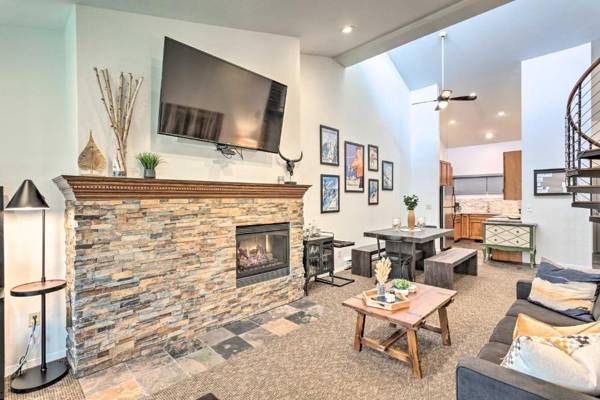 Cozy Condo Less Than 2 Mi to Vail Village and Ski Resort!