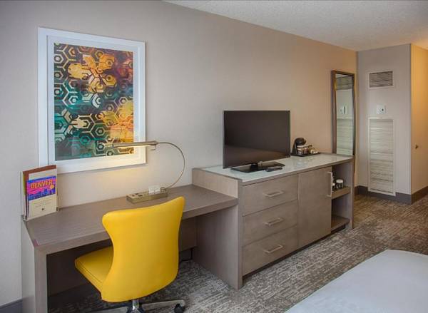Workspace - DoubleTree by Hilton Denver/Westminister