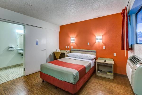 Motel 6-Wheat Ridge CO - West - Denver North