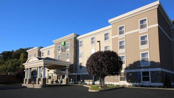 Holiday Inn Express Danbury I-84 an IHG Hotel