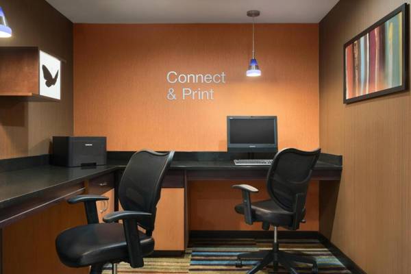 Workspace - Fairfield Inn & Suites Hartford Manchester