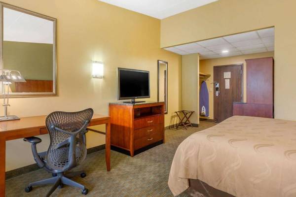 Workspace - Quality Inn Old Saybrook - Westbrook