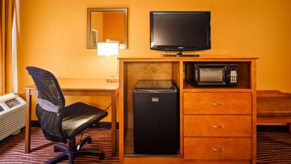 Workspace - Best Western Executive Hotel New Haven-West Haven