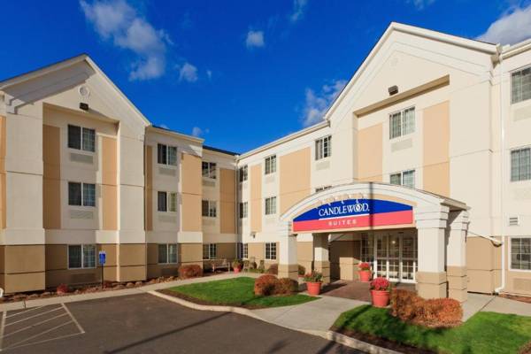 Candlewood Suites Windsor Locks an IHG Hotel