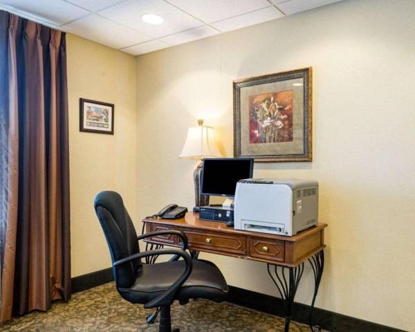 Workspace - Mainstay Suites Dover