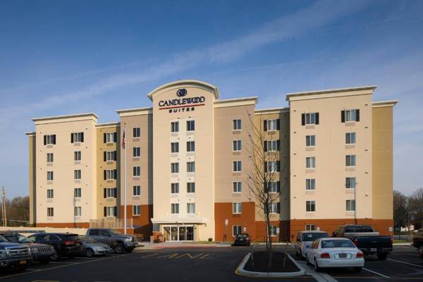 Candlewood Suites - Newark South - University Area an IHG Hotel