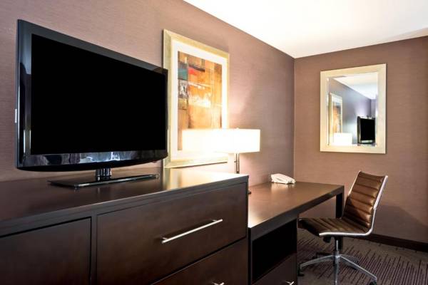 Workspace - DoubleTree by Hilton Downtown Wilmington - Legal District