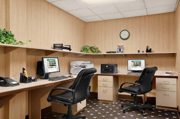 Workspace - Homewood Suites by Hilton Wilmington-Brandywine Valley