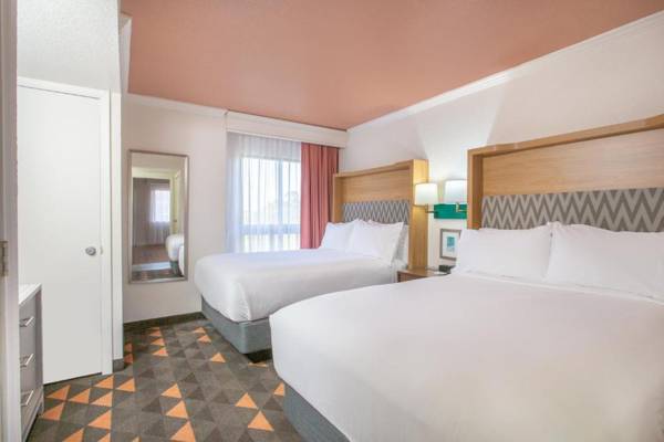 Holiday Inn & Suites Boca Raton - North