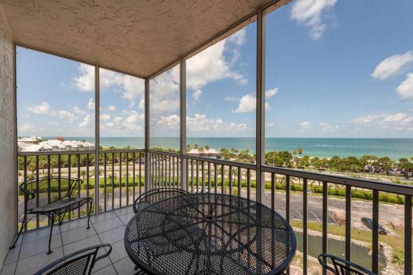 Bonita Beach & Tennis 2706 Studio 7th Floor Sleeps 4 Heated Pools