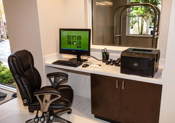 Workspace - TownePlace Suites by Marriott Boynton Beach