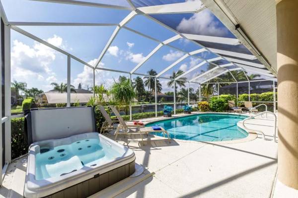 New Gulf Access Home with Private Pool and Spa -Villa Dreamweaver Cape Coral - Roelens Vacations