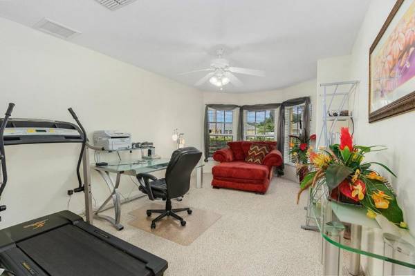 Workspace - Villa Sundown - Spectacular Sunsets - Cape Coral - Roelens Vacations