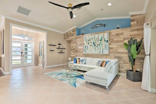 Cape Coral Abode with Private Canal Boat Access