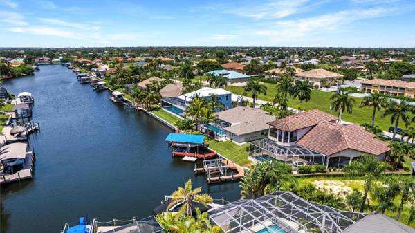 Cape Harbour Hideaway