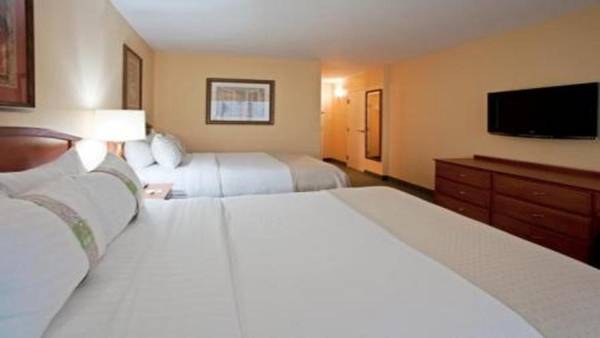 Holiday Inn Hotel & Suites Clearwater Beach an IHG Hotel