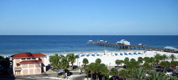 Pier House 60 Clearwater Beach Marina Hotel